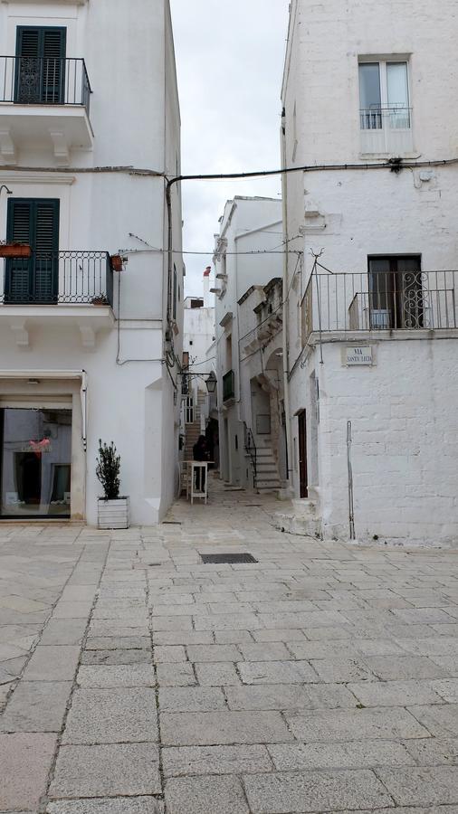 Casetta In Piazza Cisternino Exterior photo